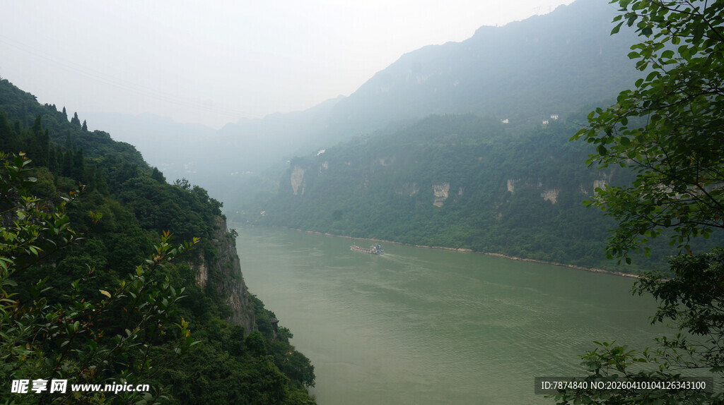 壮丽峡谷河流景观