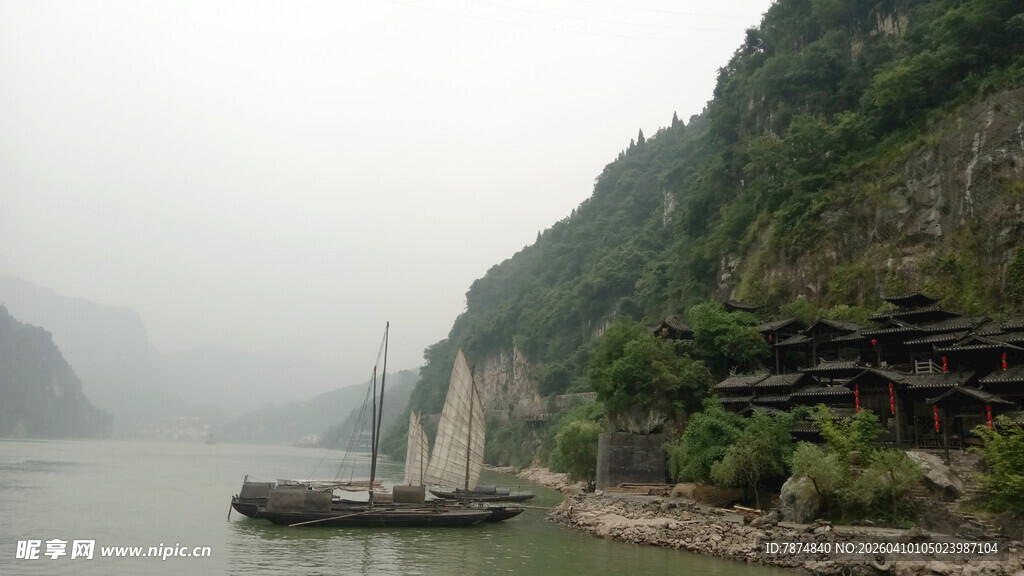 江边古码头风景