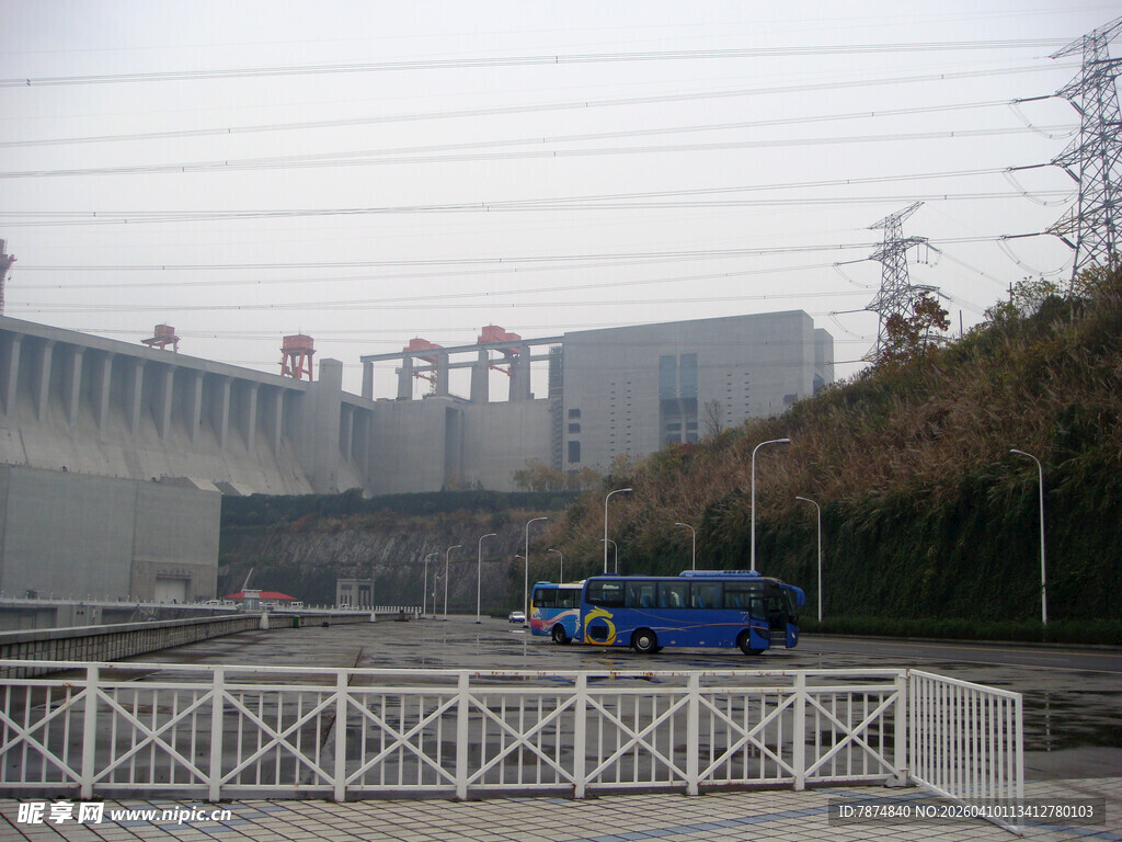 三峡大坝壮观工程景象