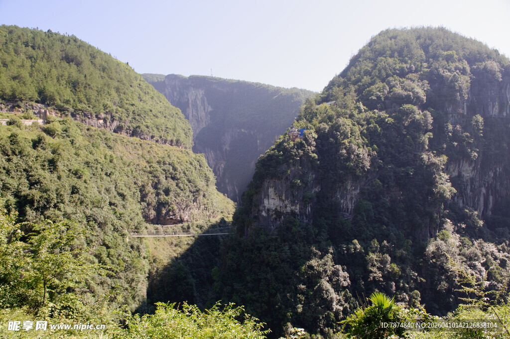 恩施壮丽山谷景观