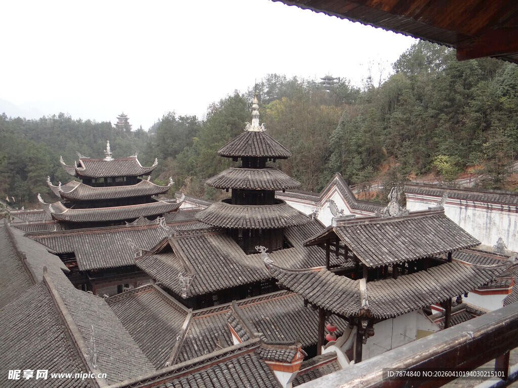 恩施侗族古寨建筑群鸟瞰