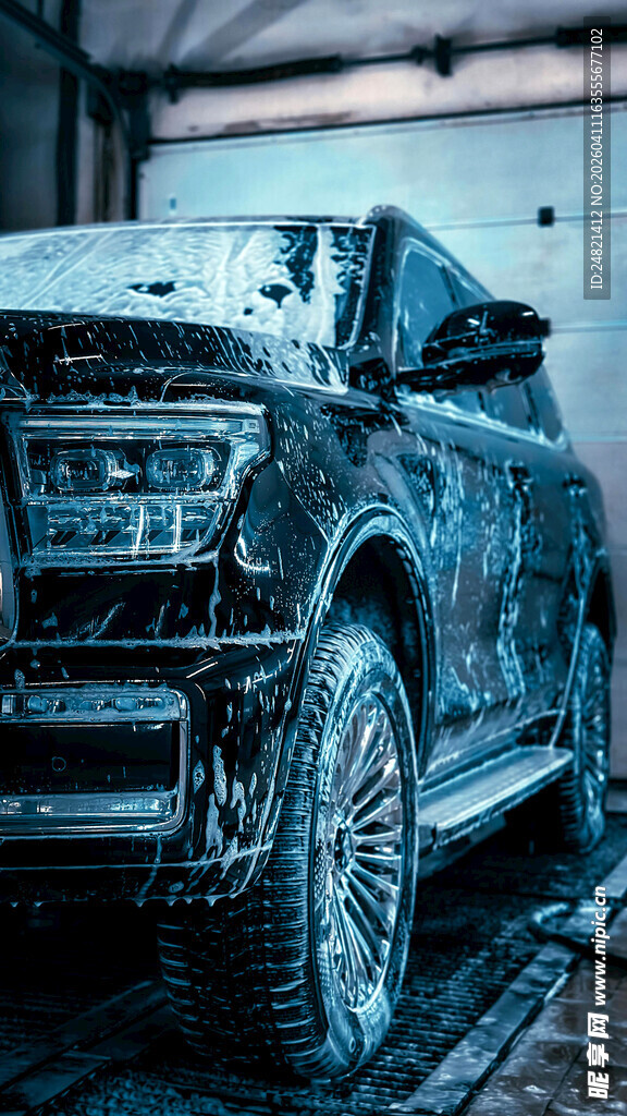 炫酷黑色越野汽车特写