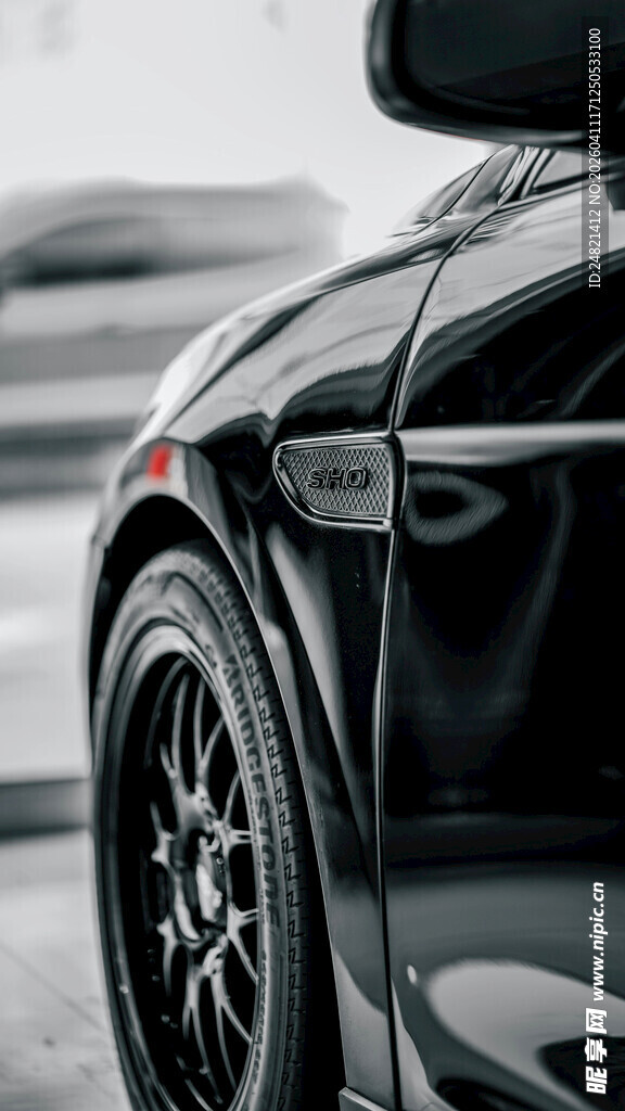 黑色酷炫汽车局部特写