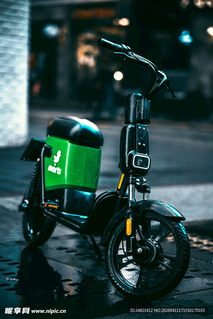 绿色快递电动配送车