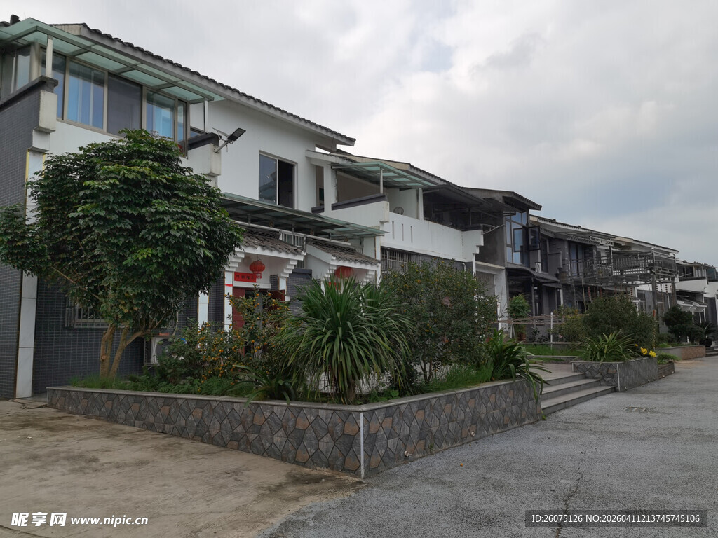 江南风格民居街道景象