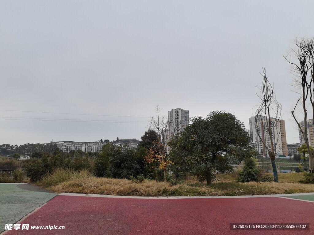 户外空旷运动场地景观