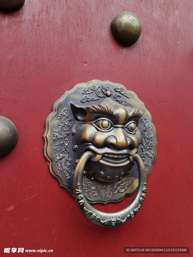 中式门环古朴典雅韵味足