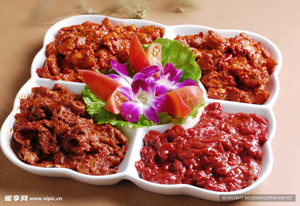 多样美味肉酱拼盘