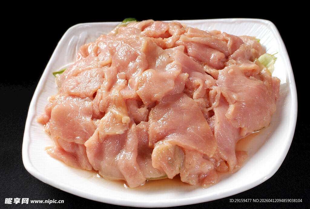 新鲜鸡胸肉切片