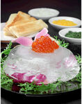 精致鱼籽刺身摆盘