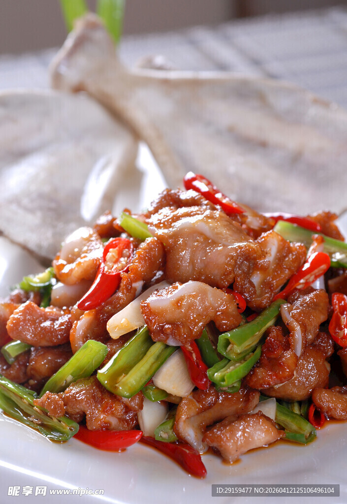 香辣美味的爆炒蛙肉