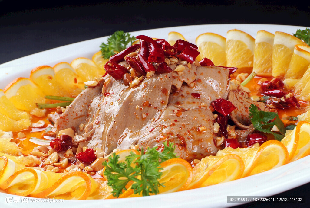 橙香肉片摆盘精致