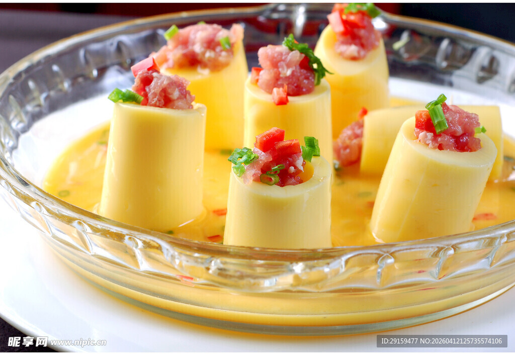 美味芝士卷配精致点缀