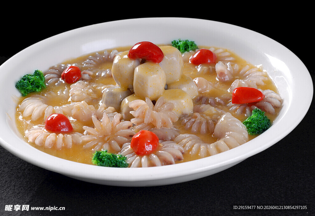 美味鱿鱼豆腐汤