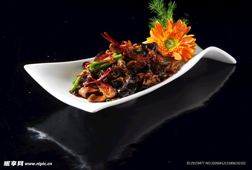 香辣美味爆炒牛肉