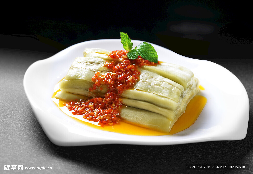 凉拌腐竹配红椒