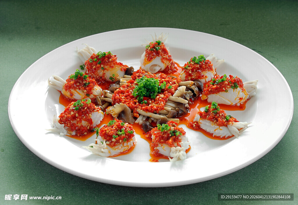 美味蟹钳摆盘精致