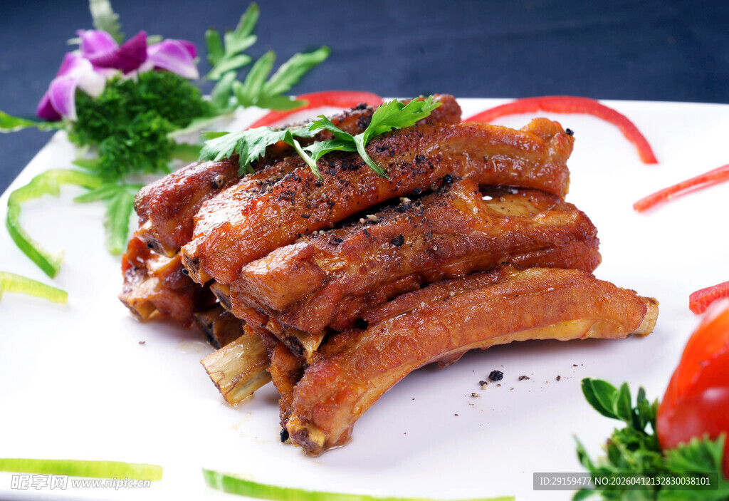 美味烤排骨摆盘精致