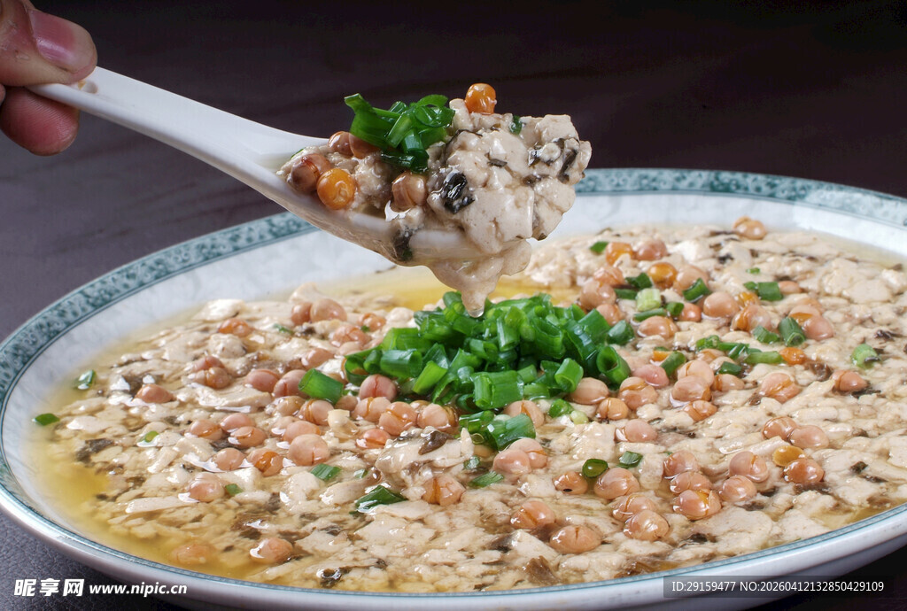 鲜香肉末豆腐羹