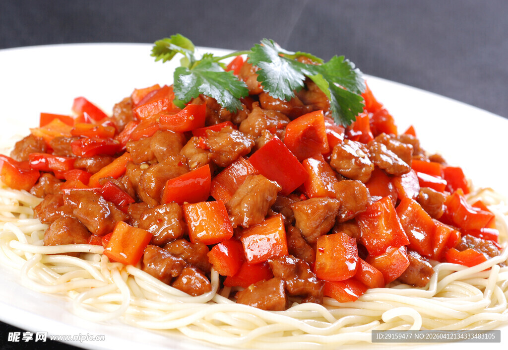 红椒鸡丁盖浇面