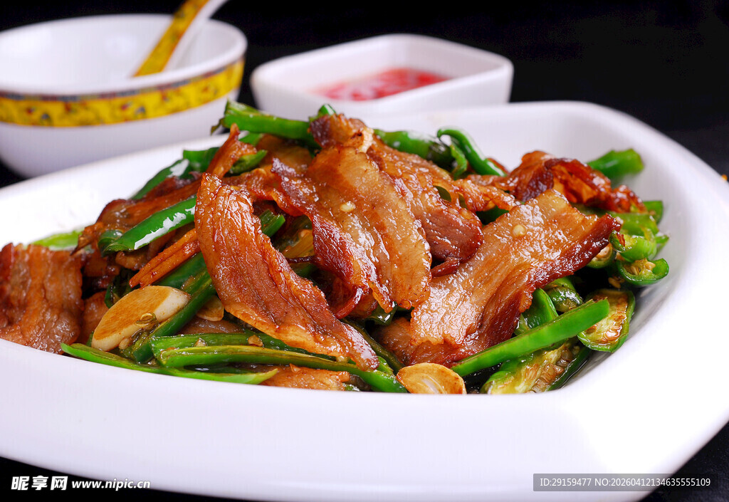 青椒炒五花肉