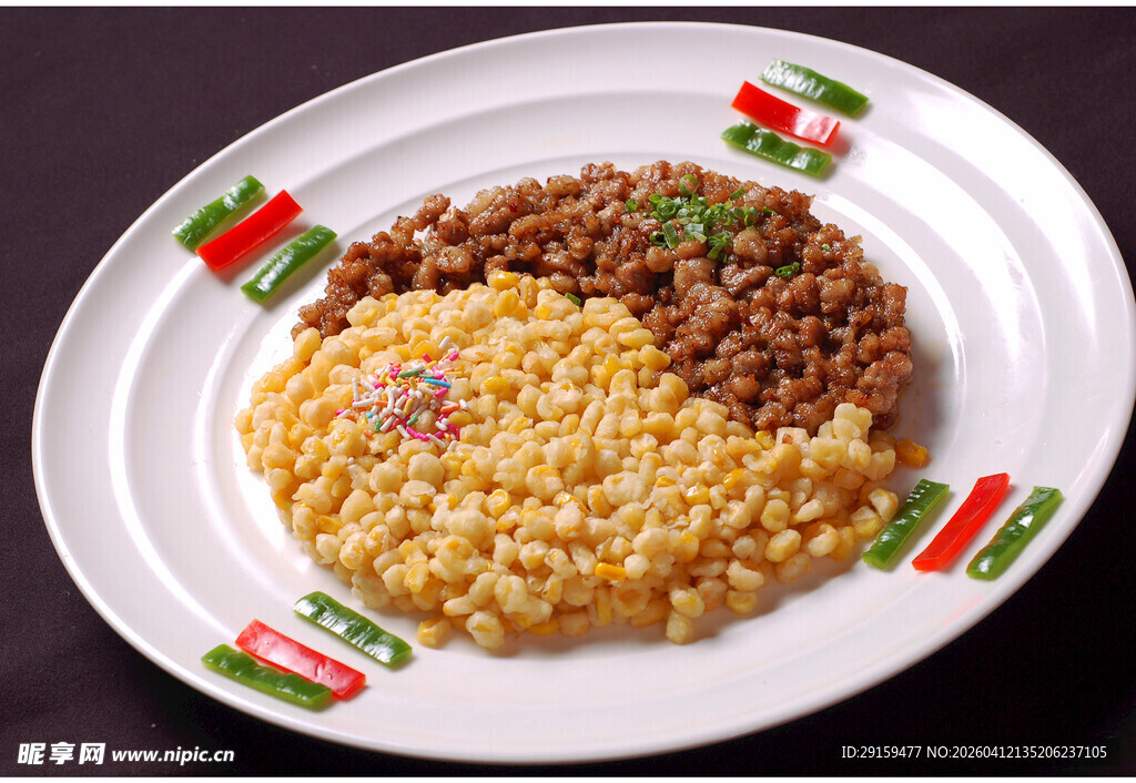 双色米饭搭配美味肉酱