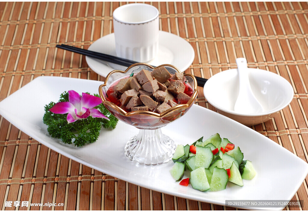 精致中式摆盘美食组合