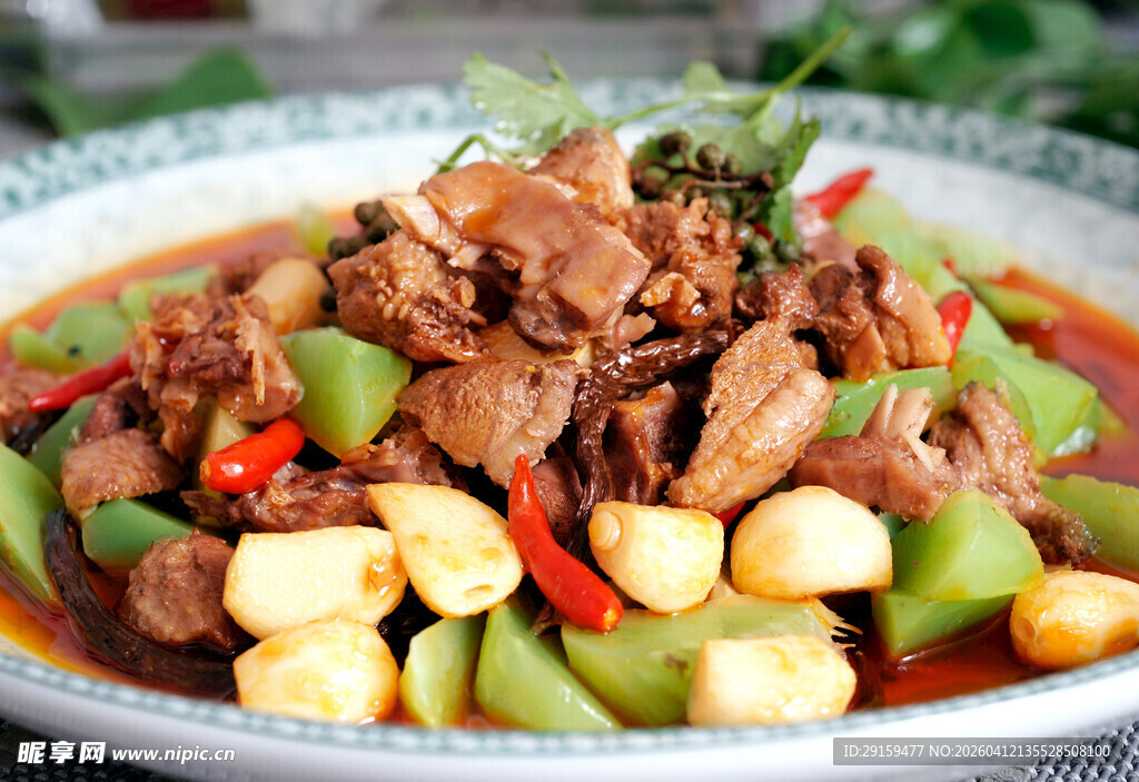 香辣牛肉粒配时蔬