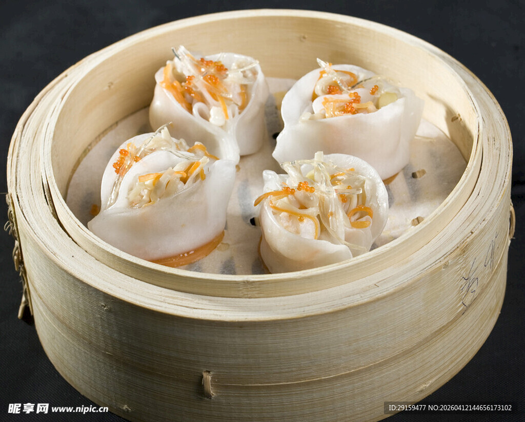 竹制蒸笼里的美味烧麦