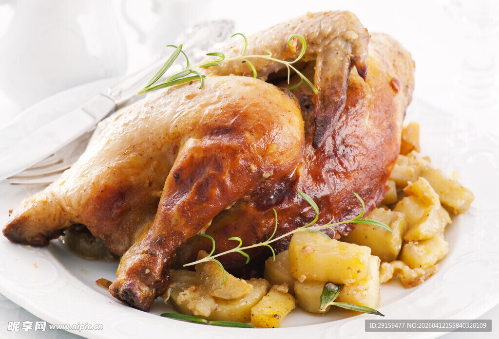 烤鸡配土豆