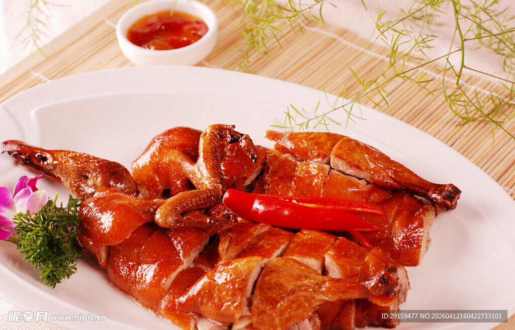 美味红烧大虾摆盘精致