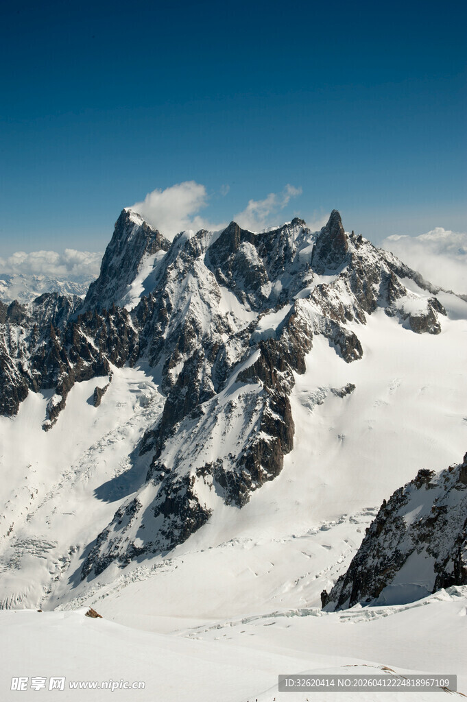 壮丽雪山美景