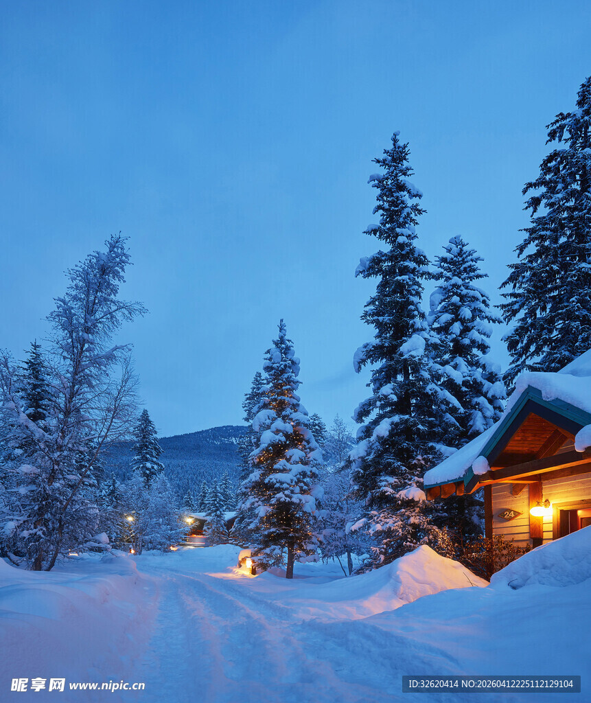 雪夜温馨木屋