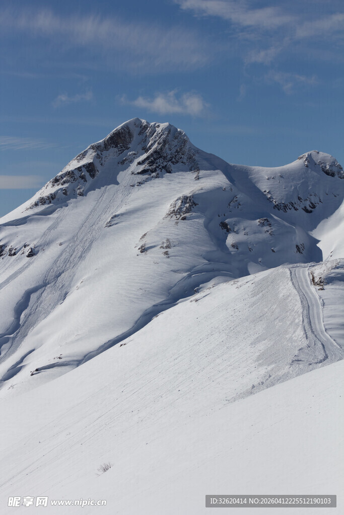 雪山壮丽风光