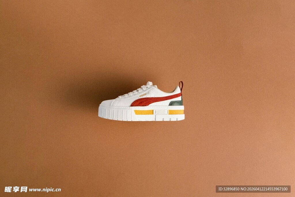 时尚多彩运动鞋展示