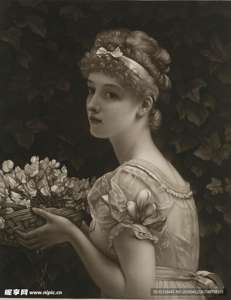 古典装扮女子手持花束