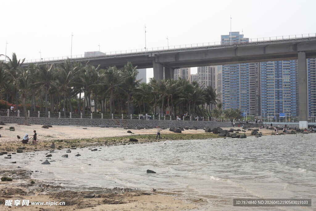 湛江城市河畔桥梁风景