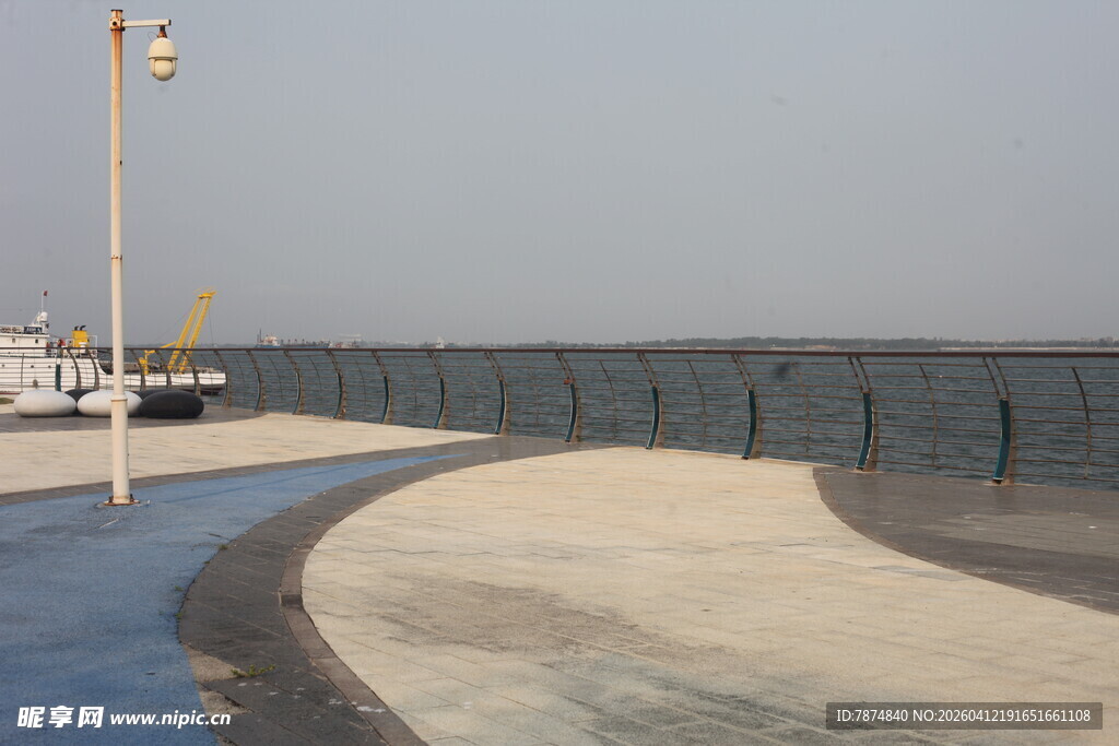 湛江海滨步道 宁静的水边景致