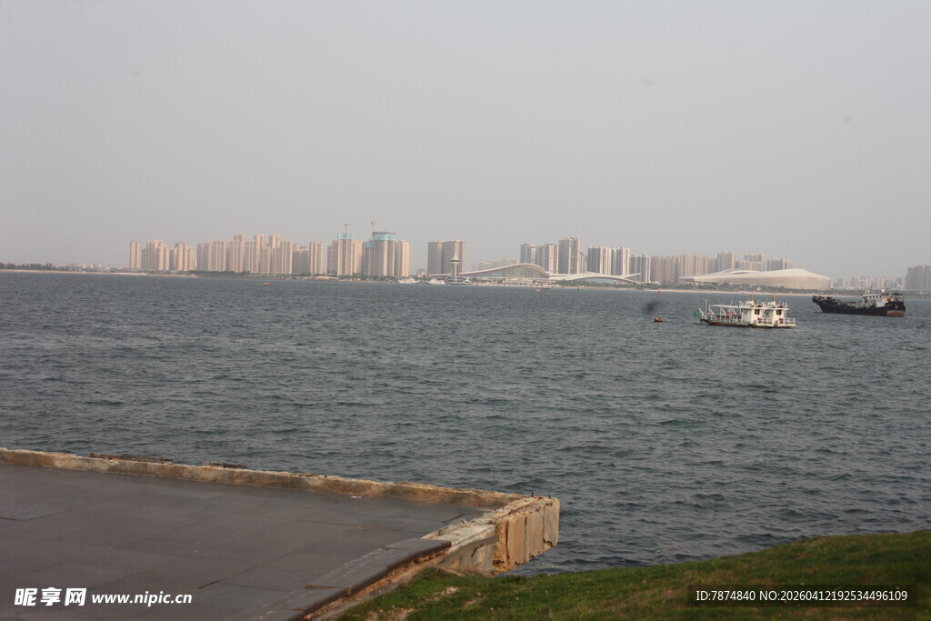 湛江海滨城市辽阔水域景观