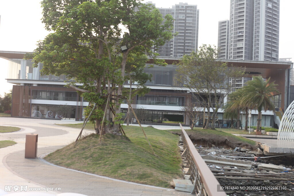 湛江城市中的静谧绿化景观