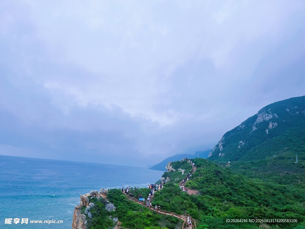 山海相依的美丽自然景致