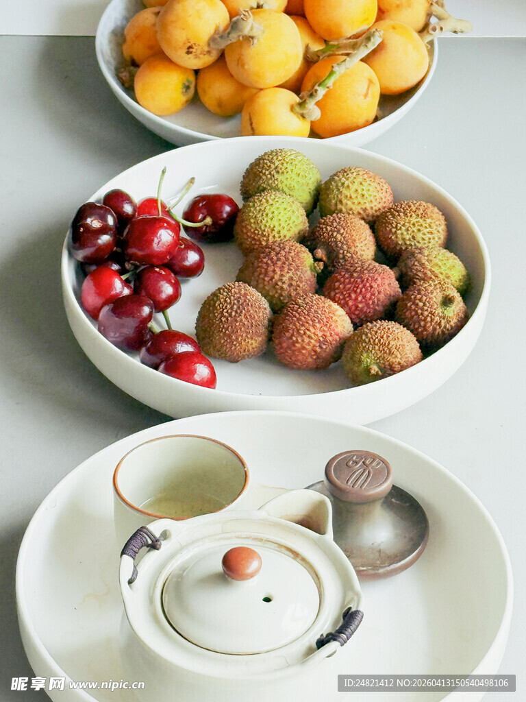 精致果盘与茶具组合