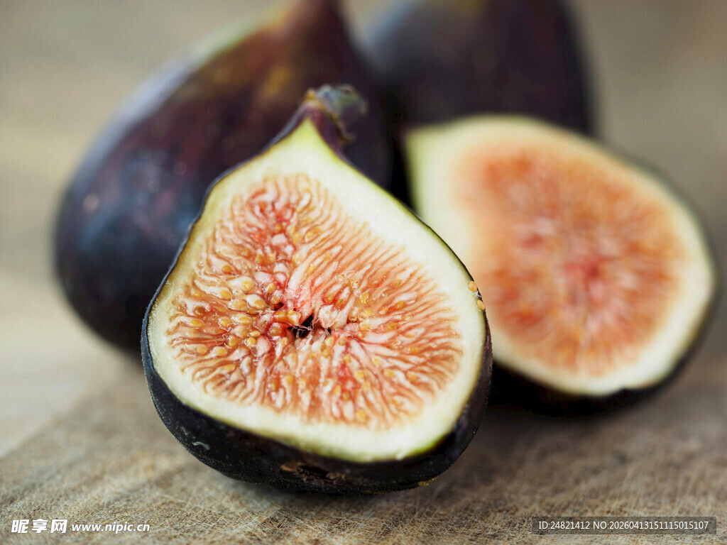 新鲜无花果切片展示