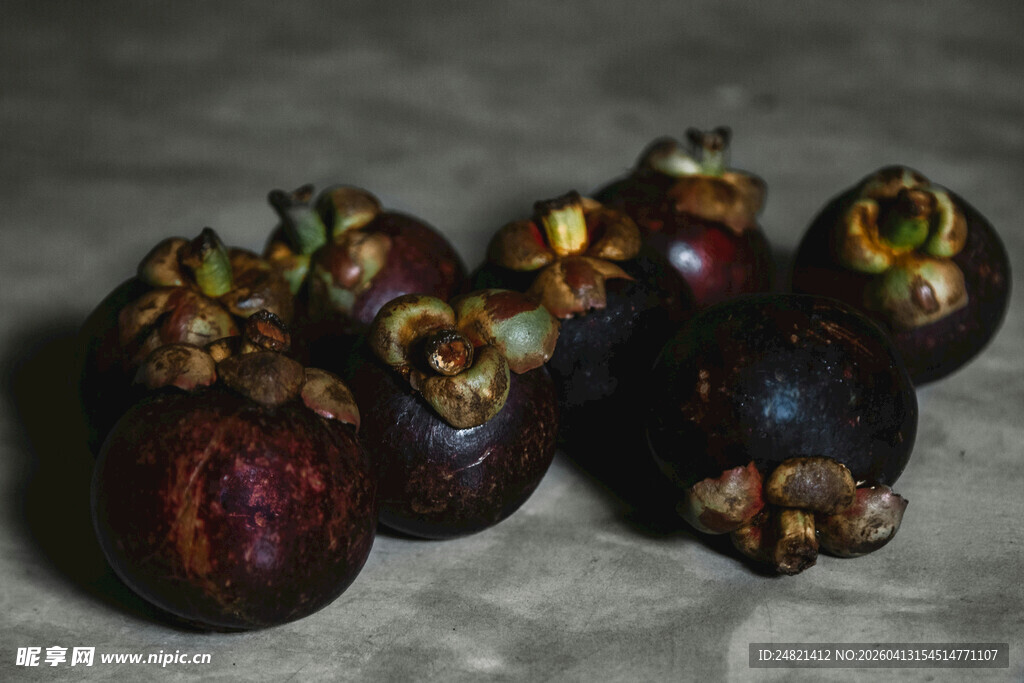 新鲜山竹果摆拍