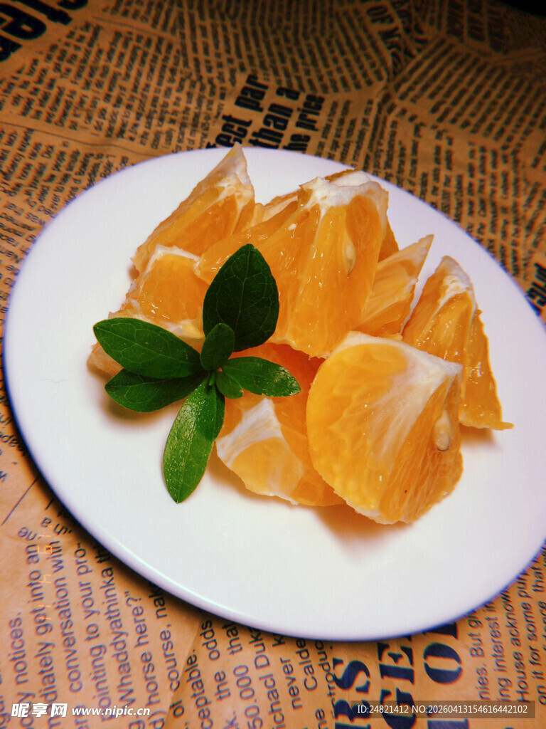 摆盘精致的橘子片