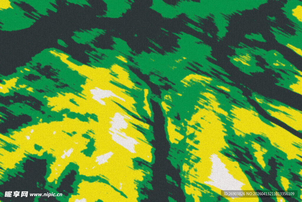 阳光透过树林的斑斓景象