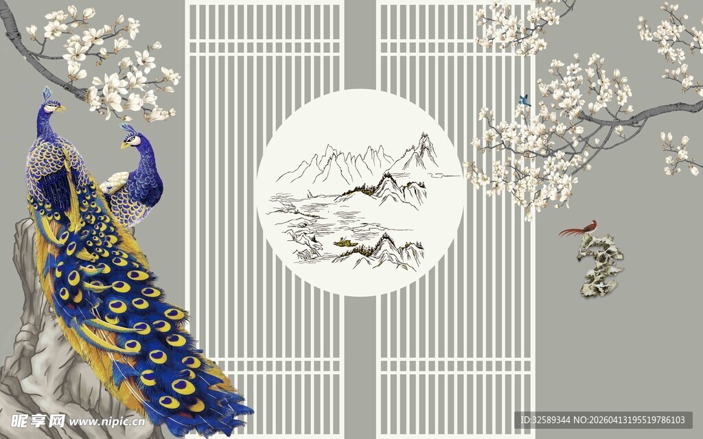 中式屏风旁的华丽孔雀