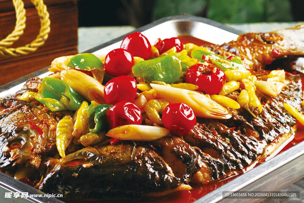 美味烤鱼色彩缤纷超诱人