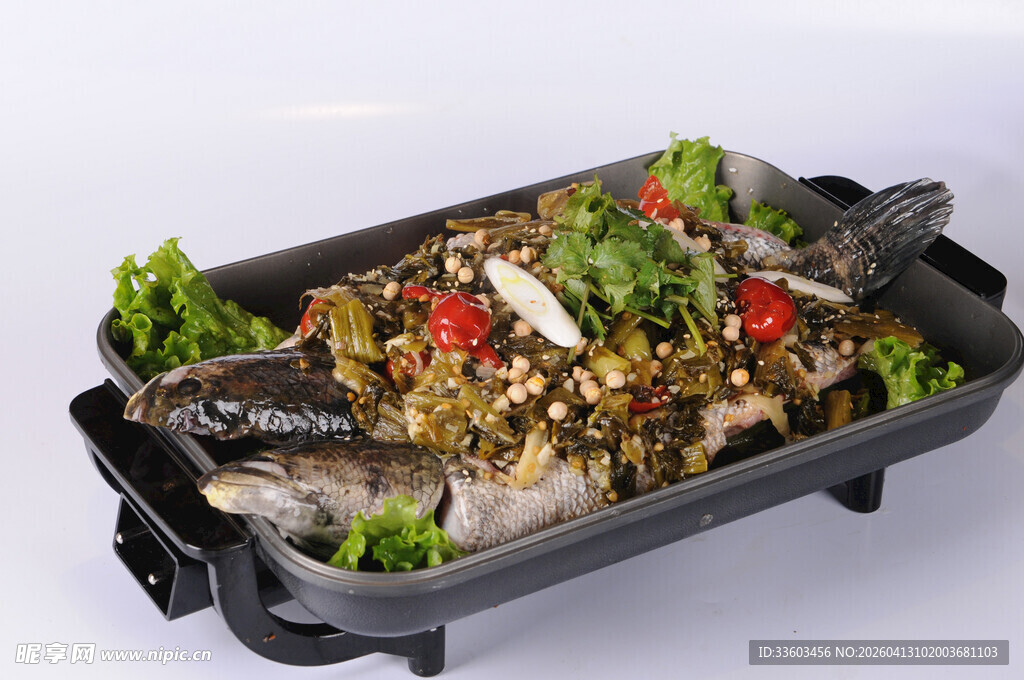 美味烤全鱼鲜香诱人