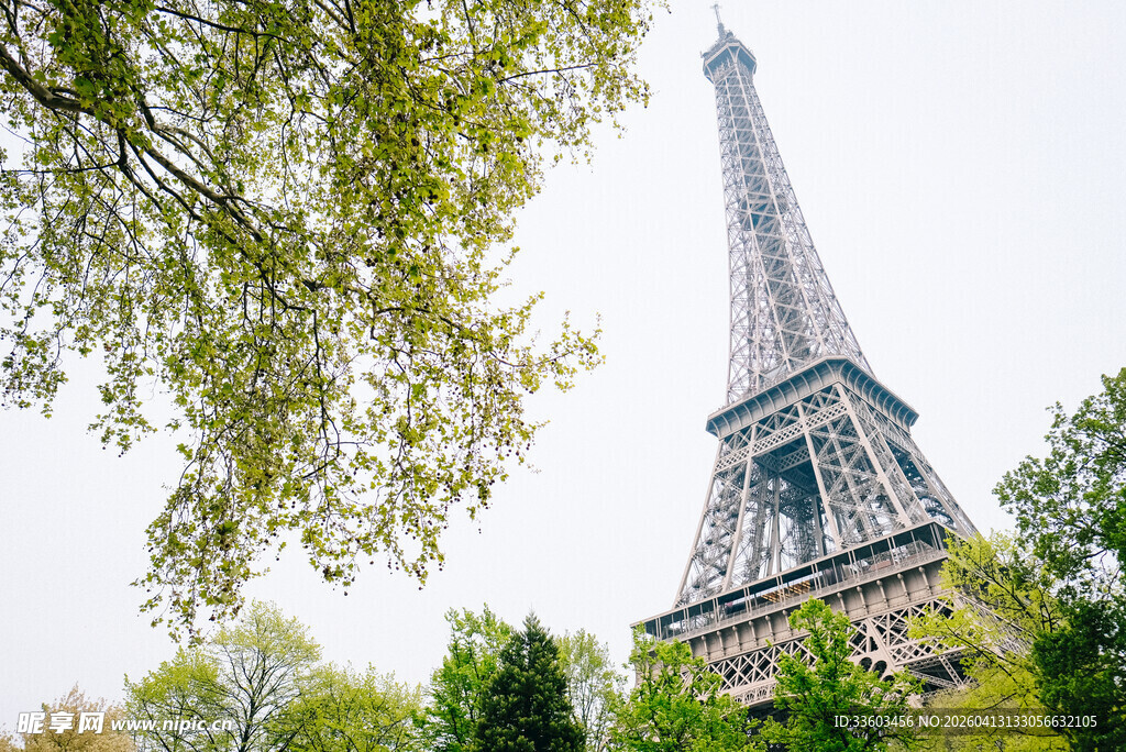 埃菲尔铁塔